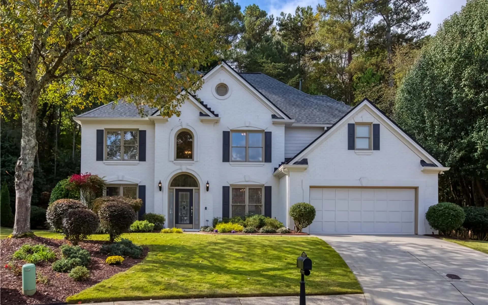 Discover Luxury Homes in Alpharetta, GA with The Happy Homes Team: Your #1 Real Estate Experts