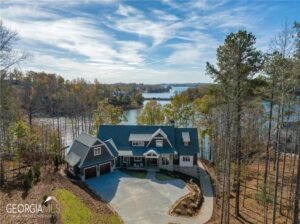 Aerial view of a modern Atlanta home highlighting key features that help you sell your Atlanta home for top dollar.